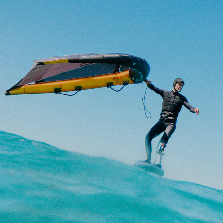 Aile de wing surf F-one strike v5 cwc aluula 2025 | aile de wing foil pas cher