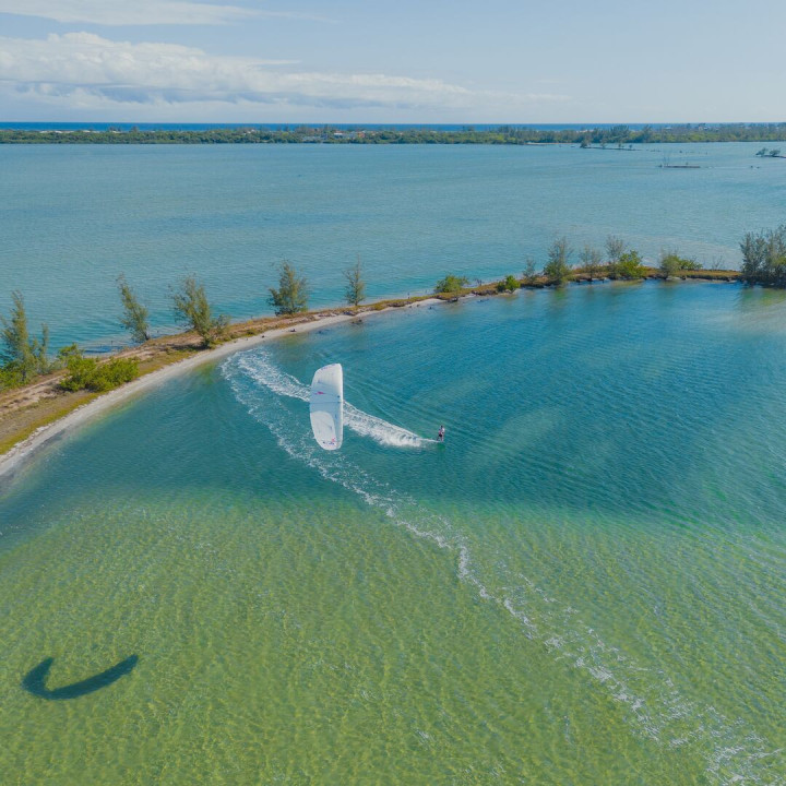 Aile kitesurf Duotone EVO SLS Blanc 2025 en Stock au Meilleur Prix | Aile de kite à boudin