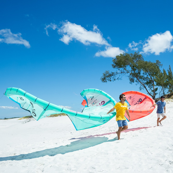 Aile kitesurf Duotone EVO 2025 en Stock au Meilleur Prix | Aile de kite à boudin