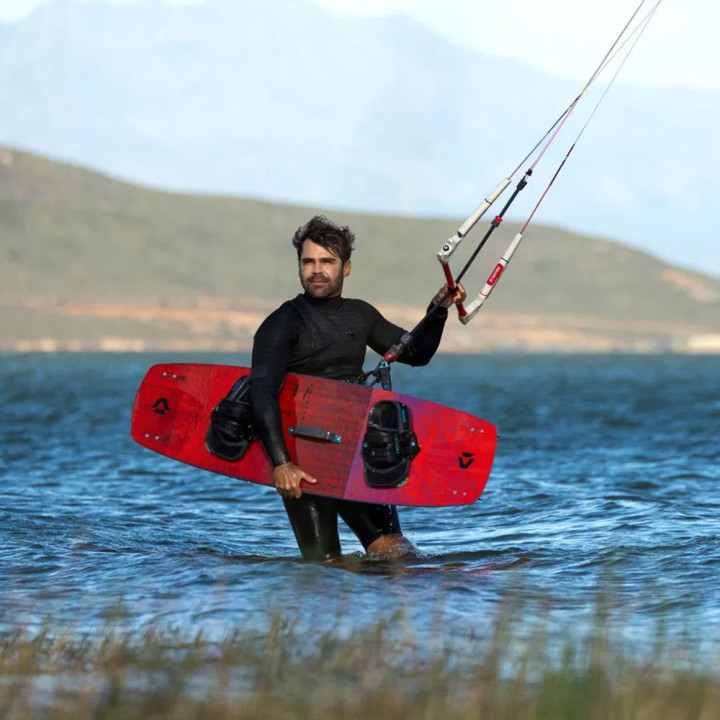 Planche kitesurf twintip Duotone Gonzales 2025 | Board de Kite Twintip débutant au meilleur prix