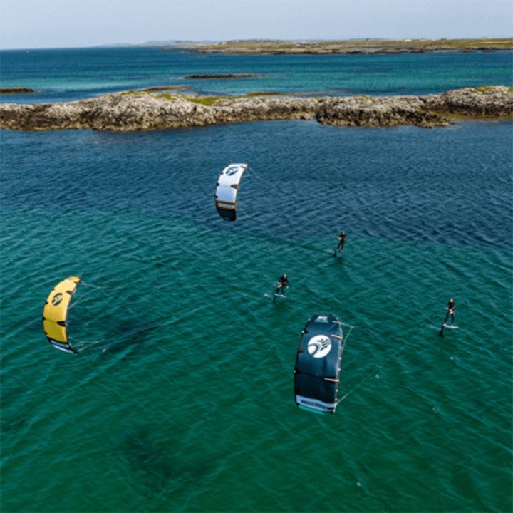 Aile kitesurf Cabrinha Moto X 2024 en Stock au Meilleur Prix | Aile de kite à boudin freeride