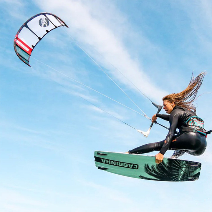 Aile kitesurf Cabrinha Switchblade 2024 en Stock au Meilleur Prix | Aile de kite à boudin freeride