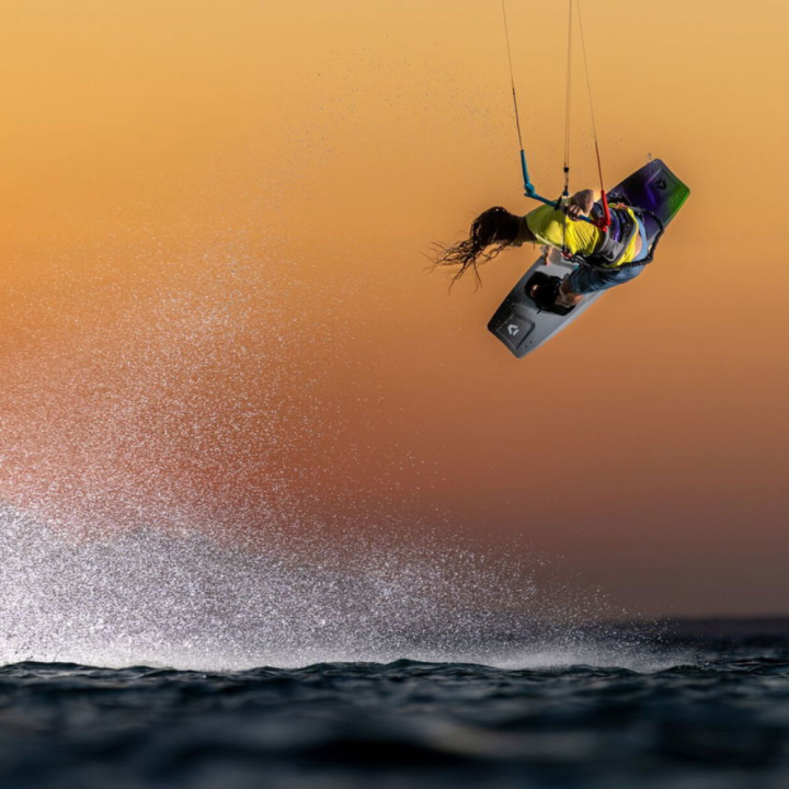 Planche kitesurf twintip Duotone Select SLS 2026 | Board de Kite Twintip polyvalente au meilleur prix
