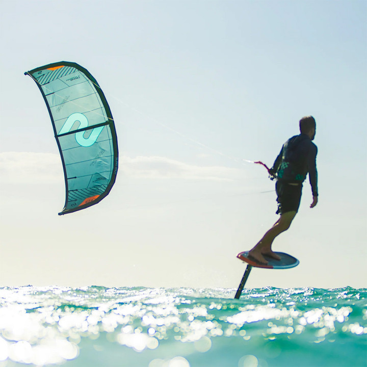 Aile kitesurf Slingshot Ghost V4 2026 en Stock au Meilleur Prix | Aile de kite à caisson freeride