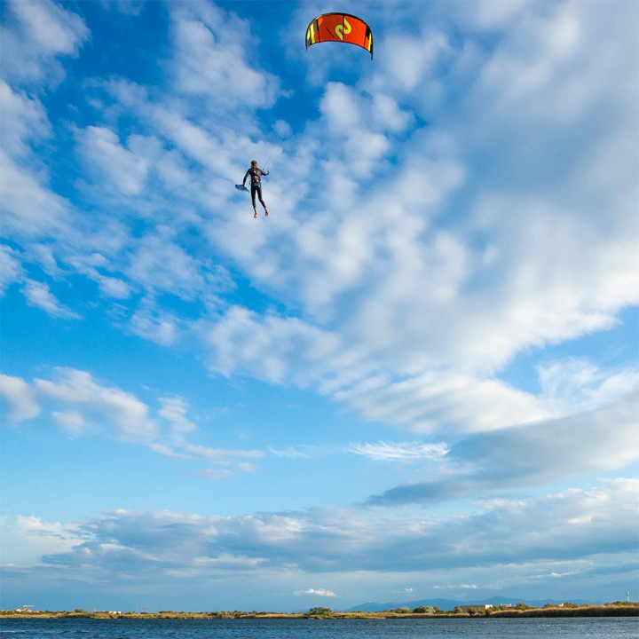 Aile kitesurf Slingshot Machine V3 en Stock au Meilleur Prix | Aile de kite à caisson freeride
