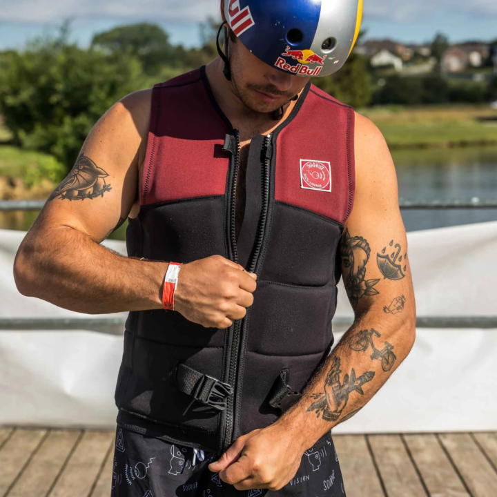 Impact Vest Sooruz Jules Charraud Pro Model Frontzip 2023 Wine | Flysurf.com