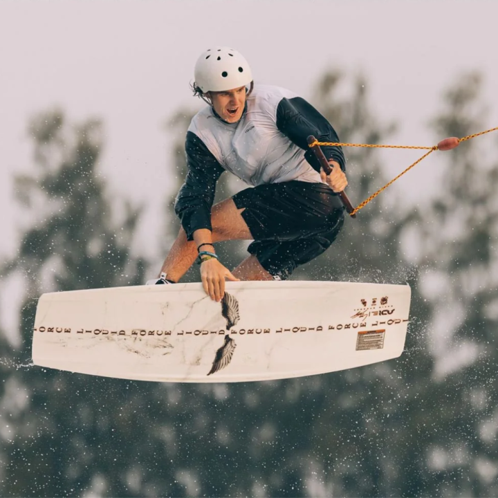 Planche de wakeboard liquid force holy grail 2026
