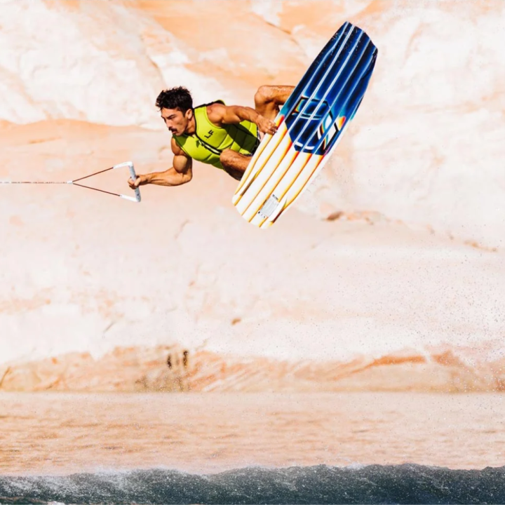 Planche de wakeboard liquid force trip 2026