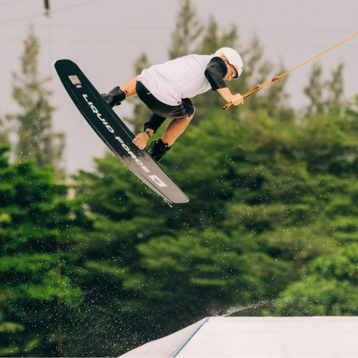 Planche de wakeboard liquid force flx 2026