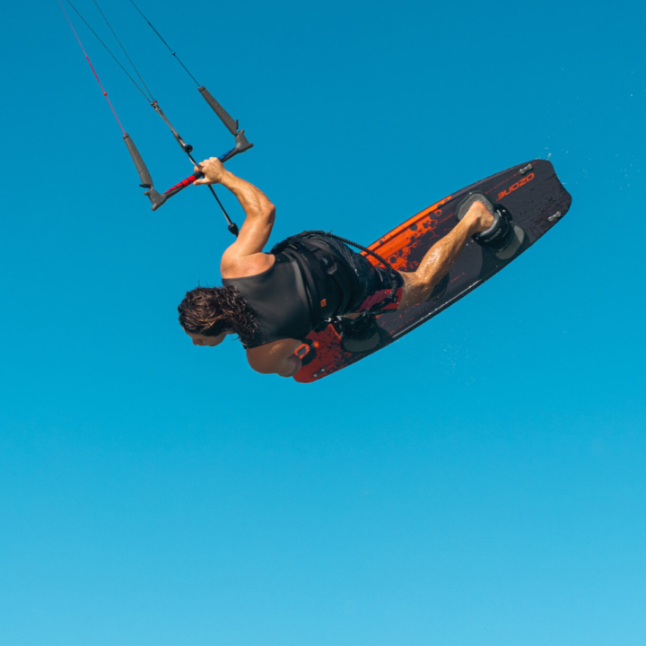 Planche de kitesurf ozone code v5
