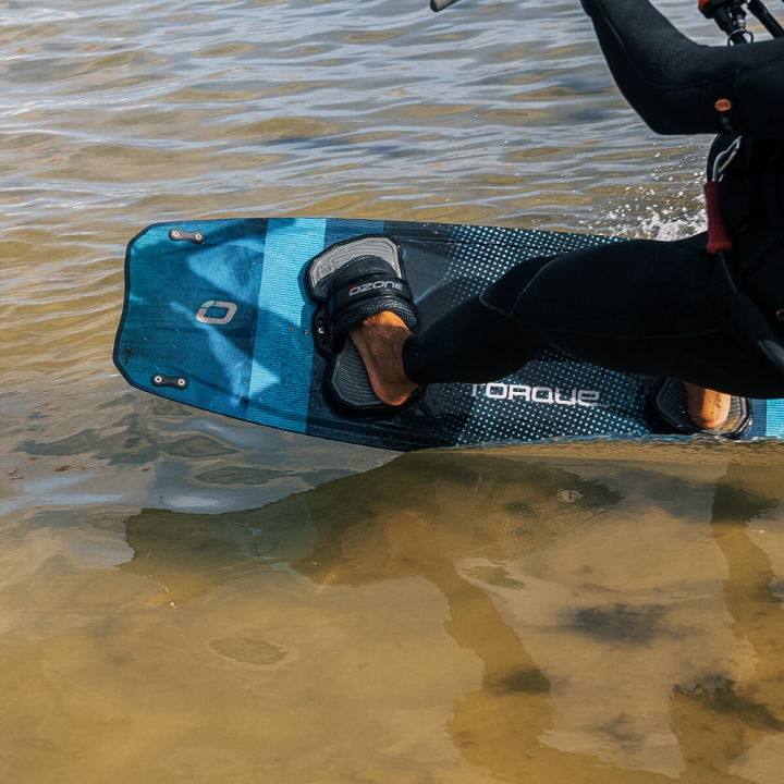Planche de kitesurf ozone torque v4
