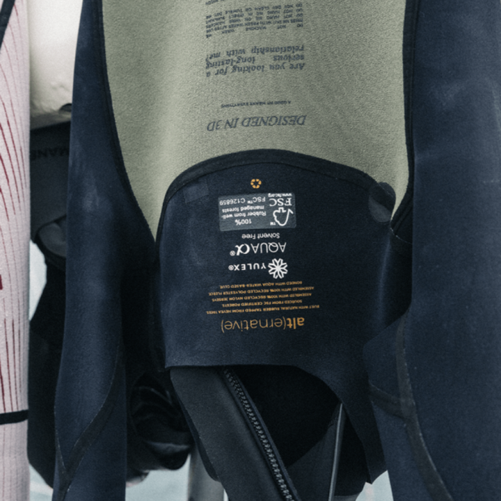 Combinaison de surf Manera Alr Meteor 4 3 frontzip noir homme | combi neoprene hiver pas cher