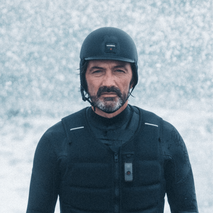 CASQUE MANERA SFOAM 2023 NOIR | Flysurf.com