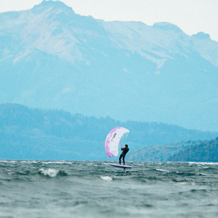 Planche f-one rocket free downwind carbon v2