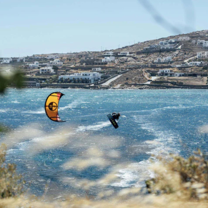 North Atmos 2026 TEST | Planche kitesurf twin-tip freeride
