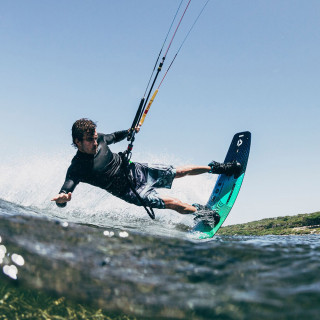 Planche kitesurf twintip Duotone Team Series SLS 2023 | Board de Kite Twintip freestyle pas cher