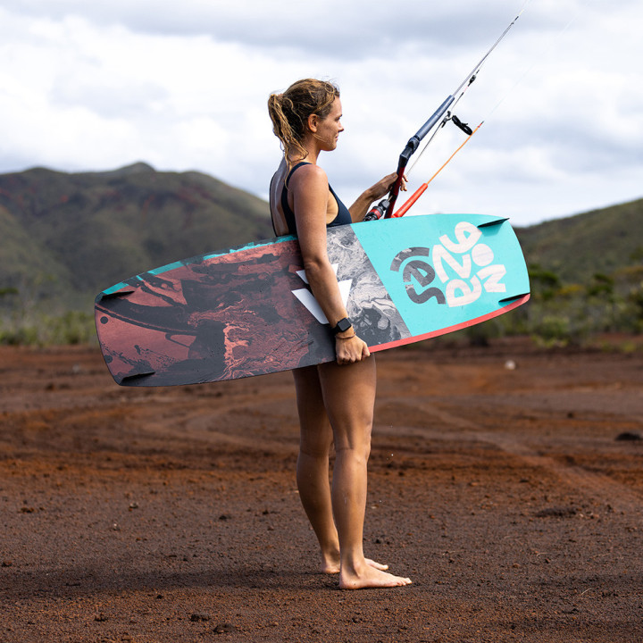 Planche kitesurf twintip Duotone Gonzales 2023 | Board de Kite Twintip débutant au meilleur prix