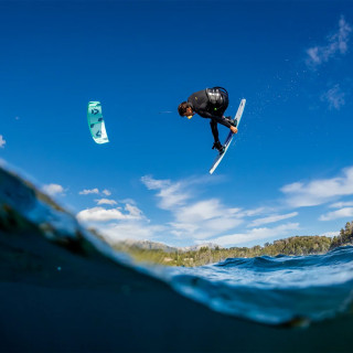 Planche kitesurf twintip Duotone Gambler | Board de Kite Twintip polyvalente au meilleur prix  151