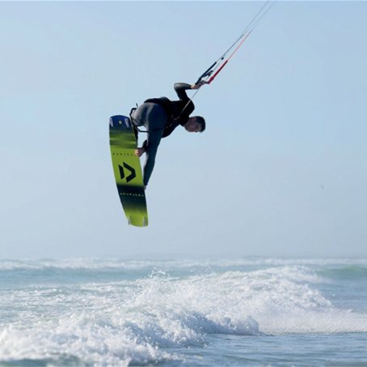 Planche kitesurf twintip Duotone Gonzales 2024 | Board de Kite Twintip débutant au meilleur prix