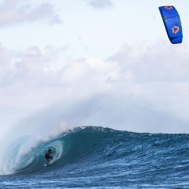 Aile kitesurf Duotone Neo SLS 2025 en Stock au Meilleur Prix | Aile de kite à boudin wave