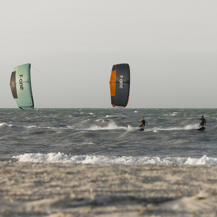 Aile kitesurf Fone Bandit XVII TEC 2025 en Stock au Meilleur Prix | Aile de kite à boudin freeride